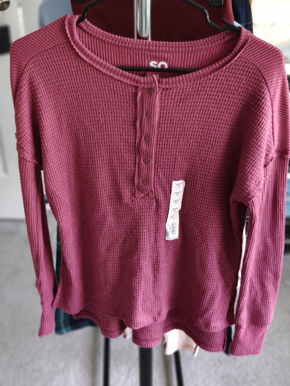 SO Waffle-Knit Henley Top in Deep Raspberry